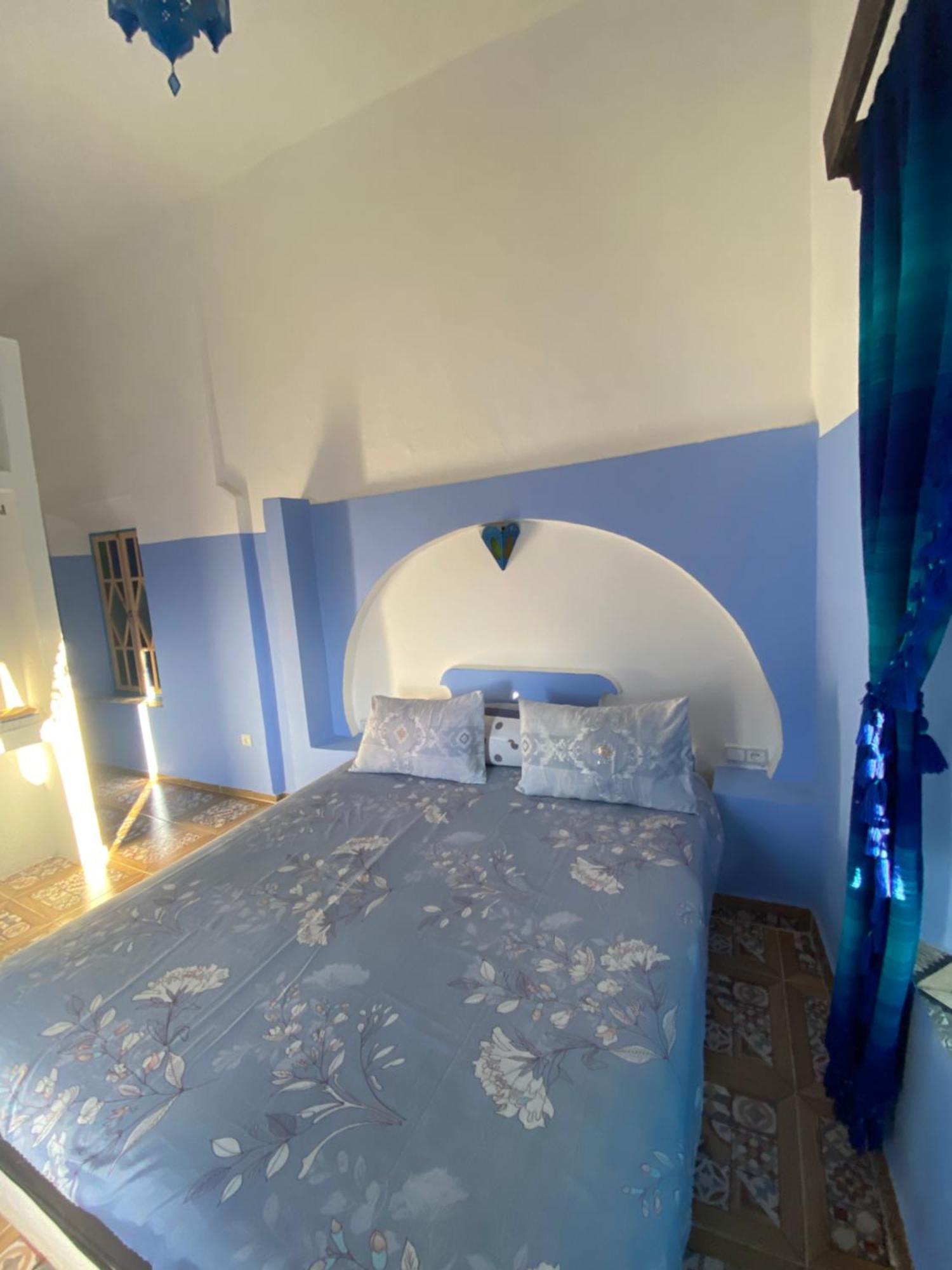 Hotel Ahrazem Chefchaouen Exteriör bild